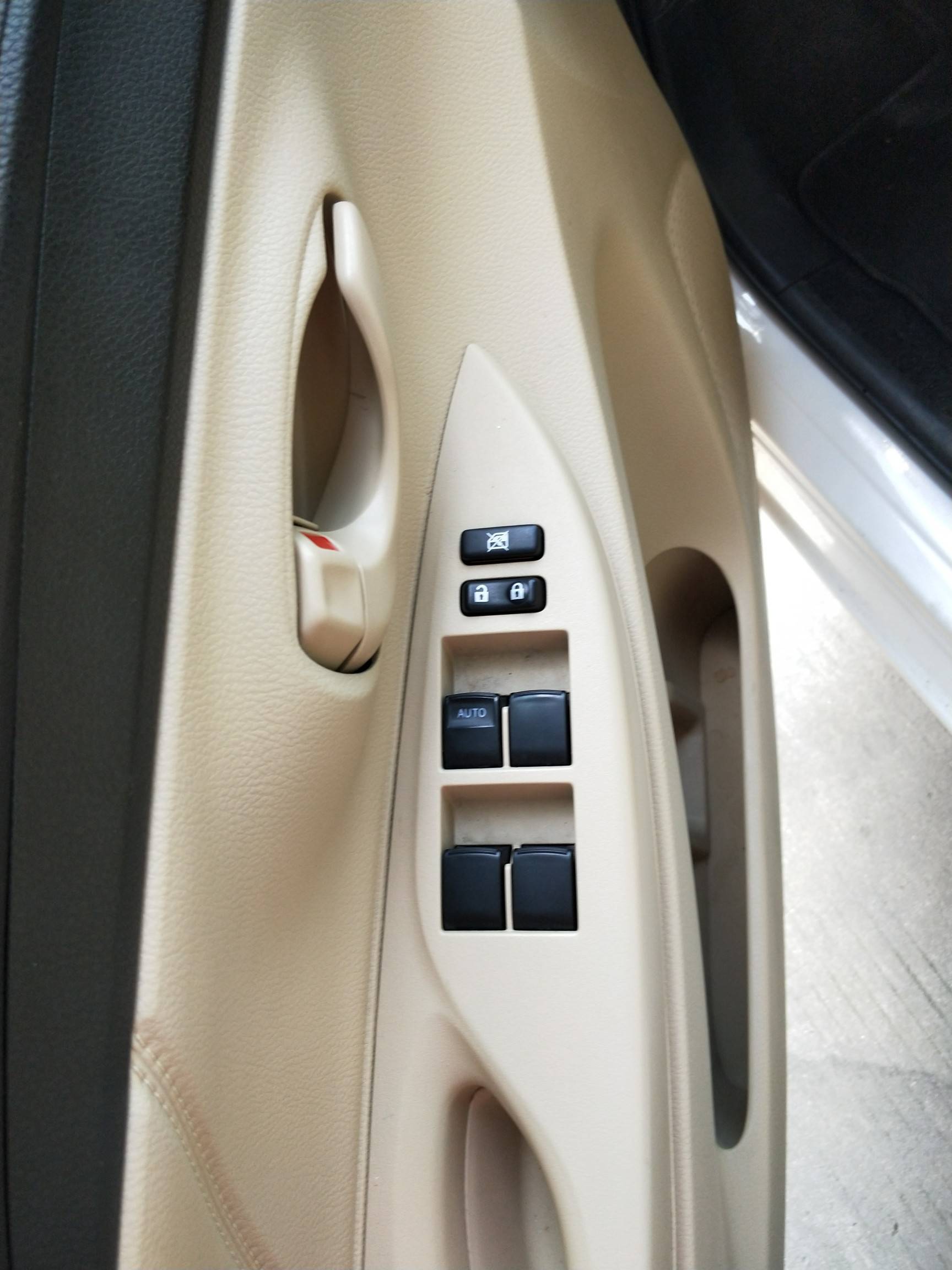 丰田威驰 2014款 1.3L 手动 超值版 (国Ⅳ) 